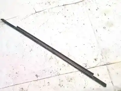 Pezzo di ricambio per auto di seconda mano plastica per opel meriva b 1.7 16v cdti riferimenti oem iam   