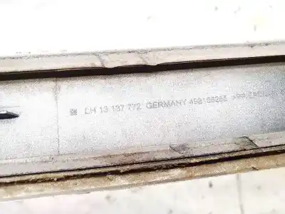 Second-hand car spare part plastics for toyota corolla (e12) 2.0 d-4d sol berlina oem iam references 13137772  498166255