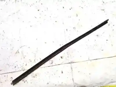 Pezzo di ricambio per auto di seconda mano plastica per audi 100 avant (c4) 2.5 tdi riferimenti oem iam   