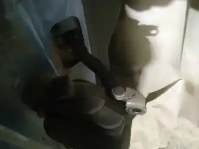 Second-hand car spare part hinge for volvo v50 (545) 2.4 oem iam references 