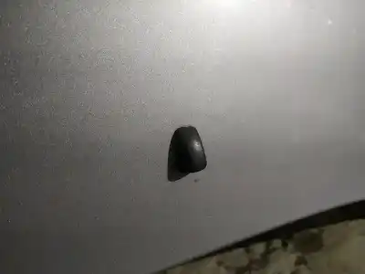 Pezzo di ricambio per auto di seconda mano plastica per toyota corolla (e12) 2.0 d-4d sol berlina riferimenti oem iam   