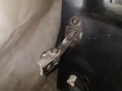 Second-hand car spare part hinge for skoda octavia combi (1z5) 1.9 tdi dpf oem iam references   