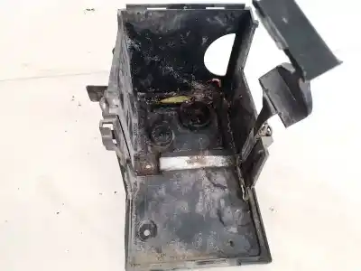 Pezzo di ricambio per auto di seconda mano Medio per VOLVO V50 (545) 2.0 D Riferimenti OEM IAM 3M5110723HR  3M51-10723-HR