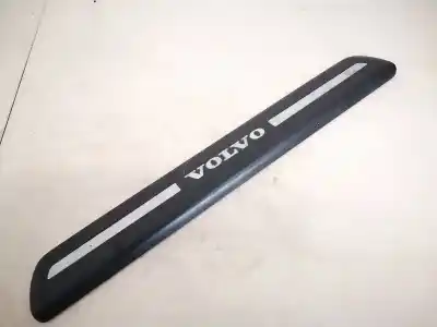 Pezzo di ricambio per auto di seconda mano plastica per volvo v50 (545) 2.0 d riferimenti oem iam 