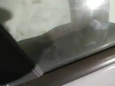 Second-hand car spare part left rear triangle quarter glass for volkswagen jetta (1k2) 1.6 edition oem iam references   