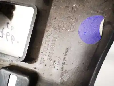 Pezzo di ricambio per auto di seconda mano plastica per volvo v50 (545) 2.0 d riferimenti oem iam 30680133  