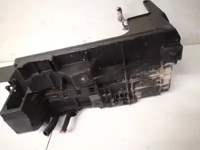 Peça sobressalente para automóvel em segunda mão suporte por opel vectra c caravan 1.9 cdti referências oem iam 24413805  0086022