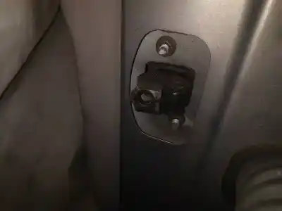 Peça sobressalente para automóvel em segunda mão dobradiça por volvo v50 (545) 2.0 d referências oem iam 