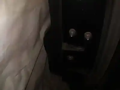 Peça sobressalente para automóvel em segunda mão fechadura da porta traseira direita por ford mondeo iv 1.8 tdci referências oem iam 