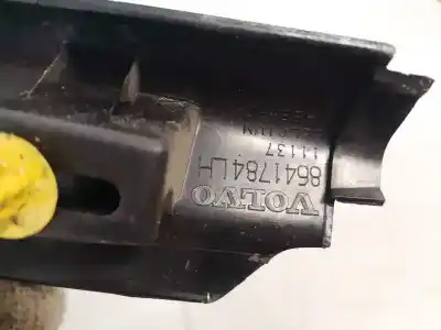 Pezzo di ricambio per auto di seconda mano plastica per volvo v50 (545) 2.0 d riferimenti oem iam 8641784  