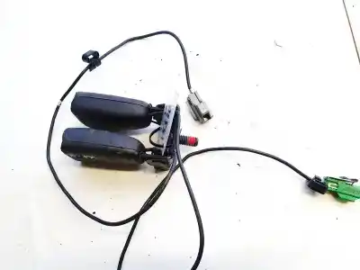 Pezzo di ricambio per auto di seconda mano gancio cintura posteriore centrale per volvo v50 (545) 2.0 d riferimenti oem iam 30780809