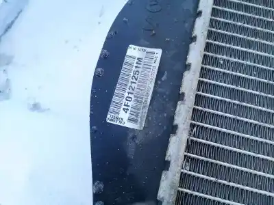 Автозапчастина б/у водяний радіатор для audi a6 c6 (4f2) 2.4 посилання на oem iam 4f0121251m  