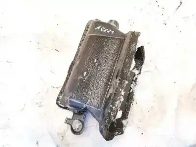 Peça sobressalente para automóvel em segunda mão plásticos por toyota avensis wagon (t25) 2.2 d-4d cat referências oem iam 