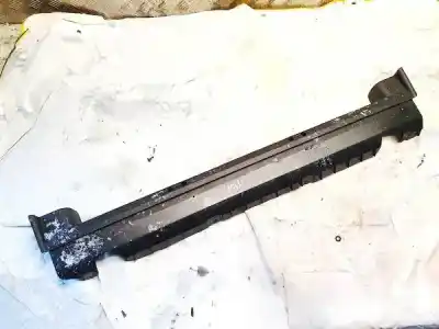 Peça sobressalente para automóvel em segunda mão plásticos por toyota avensis wagon (t25) 2.2 d-4d cat referências oem iam 6427105040