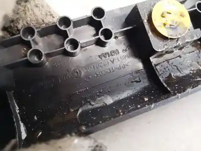 Pezzo di ricambio per auto di seconda mano plastica per ford focus lim. (cb8) 1.6 tdci cat riferimenti oem iam bm51a13201a  bm51-a13201-a