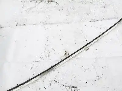 Peça sobressalente para automóvel em segunda mão plásticos por ford focus lim. (cb8) 1.6 tdci cat referências oem iam 