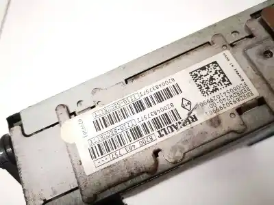 Pezzo di ricambio per auto di seconda mano impianto audio / radio cd per renault modus 1.5 dci diesel riferimenti oem iam 8200483757  