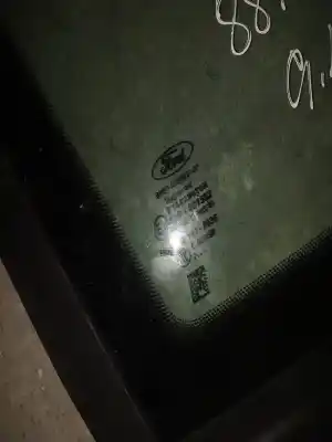 Peça sobressalente para automóvel em segunda mão vidro de custódia triangular traseiro esquerdo por ford focus lim. (cb8) 1.6 tdci cat referências oem iam   