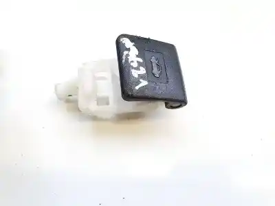 Peça sobressalente para automóvel em segunda mão plásticos por toyota avensis wagon (t25) 2.2 d-4d cat referências oem iam 