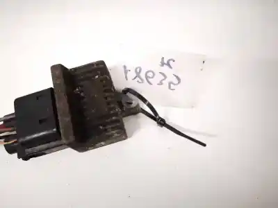 Second-hand car spare part glow plug for renault modus 1.5 dci diesel oem iam references   