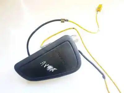 Pezzo di ricambio per auto di seconda mano airbag lato sinistro per opel meriva b 1.7 16v cdti riferimenti oem iam 13128739