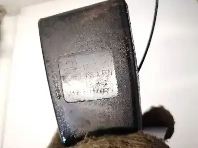 Автозапчастина б/у задній центральний гачок для skoda octavia combi (1z5) 1.9 tdi dpf посилання на oem iam 1z0857488a  