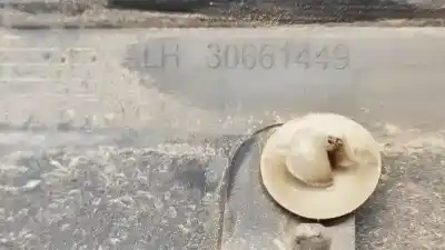 Pezzo di ricambio per auto di seconda mano plastica per volvo v50 (545) 2.0 d riferimenti oem iam 30661449  