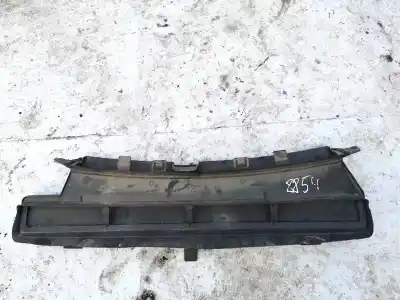 Peça sobressalente para automóvel em segunda mão plásticos por peugeot 5008 1.6 hdi fap referências oem iam 9683140380