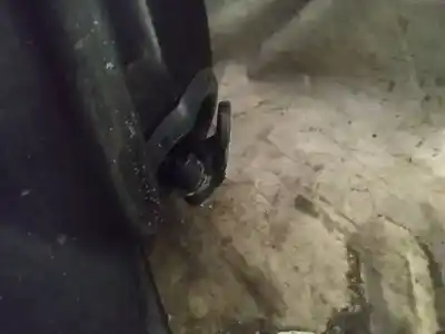 Second-hand car spare part hinge for bmw 7-series, e65 / e66 / e67 /e68 2001.11 - 2008.06 730 d 160kw 2002.10 - 2008.06 oem iam references   