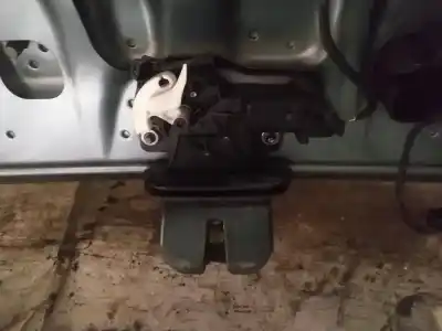 Автозапчасти б/у замок багажника/ворот за audi q7 (4l) 3.0 v6 24v tdi ссылки oem iam 
