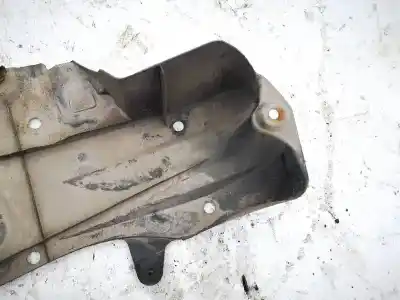 Pezzo di ricambio per auto di seconda mano plastica per toyota corolla (e11) 2.0 d-4d linea sol riferimenti oem iam   