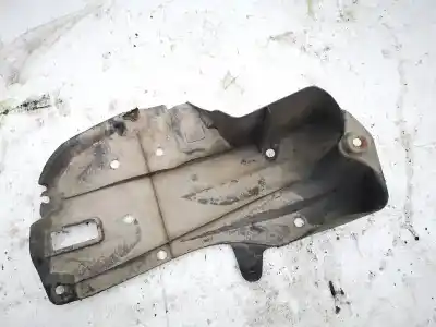 Pezzo di ricambio per auto di seconda mano plastica per toyota corolla (e11) 2.0 d-4d linea sol riferimenti oem iam   