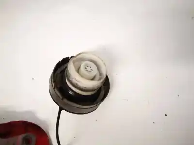 Second-hand car spare part outer fuel cap for toyota corolla (e11) 2.0 d-4d linea sol oem iam references   