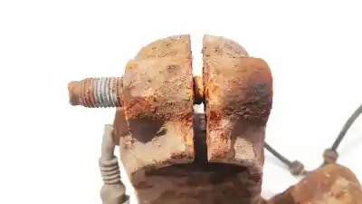 Second-hand car spare part front left knuckle for skoda octavia combi (1u5) 1.9 tdi oem iam references    Second-hand car spare part front left knuckle for skoda octavia combi (1u5) 1.9 tdi oem iam references