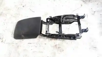 Автозапчасти б/у центральный подлокотник за audi q5 (8r) 2.0 tdi (125kw) ссылки oem iam 8r0864283a