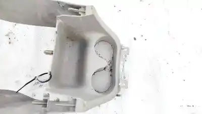 Second-hand car spare part plastics for renault modus 1.5 dci diesel oem iam references 8200327300  8200327303