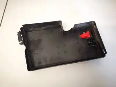 Pezzo di ricambio per auto di seconda mano SCATOLA RELÈ/FUSIBILI per FORD FOCUS TURN. (CB8)  Riferimenti OEM IAM AV6114A076AB  AV61-14A076-AB