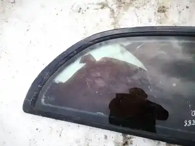 Second-hand car spare part right rear triangle quarter glass for skoda octavia combi (1u5) 1.9 tdi oem iam references    Second-hand car spare part right rear triangle quarter glass for skoda octavia combi (1u5) 1.9 tdi oem iam references