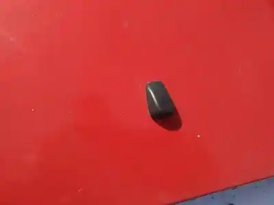 Pezzo di ricambio per auto di seconda mano plastica per toyota corolla (e11) 2.0 d-4d linea sol riferimenti oem iam   