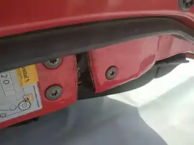 Pezzo di ricambio per auto di seconda mano serratura porta anteriore sinistra per toyota corolla (e11) 2.0 d-4d linea sol riferimenti oem iam 