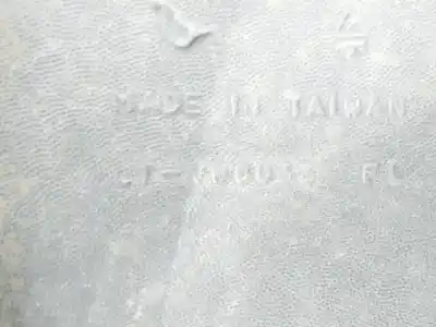 Second-hand car spare part front right wheel arch for volkswagen jetta (1k2) 1.6 edition oem iam references   