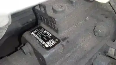 Автозапчастина б/у насос инжекційний для opel insignia a (g09) 2.0 cdti (68) посилання на oem iam 0445010193  55571005