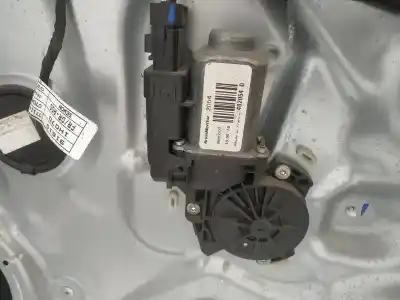 Peça sobressalente para automóvel em segunda mão motor elevador vidro dianteiro direito por kia ceed (ed) 1.6 crdi 115 referências oem iam 402054d