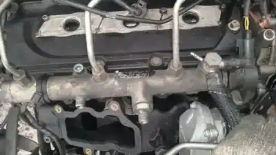 İkinci el araba yedek parçası ENJEKTÖR RAMPASI için AUDI A6 AVANT (4F5)  OEM IAM referansları 059130090J  F00R001823 0281002665 057130764B