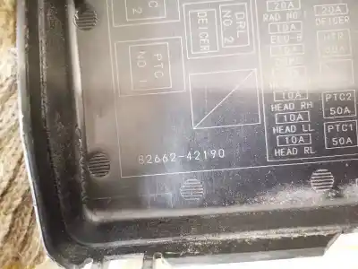 Pezzo di ricambio per auto di seconda mano scatola relè/fusibili per toyota rav 4 (a3) 2.2 d-cat riferimenti oem iam 8266242190  82662-42190