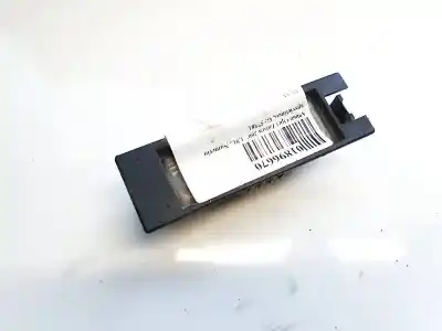 Second-hand car spare part licence plate light for opel zafira b 1.9 cdti oem iam references 57581