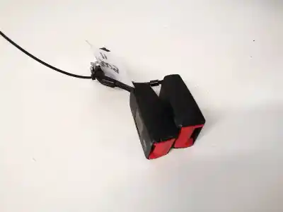 Автозапчасти б/у КРЮК ДЛЯ РЕМНЯ ЗАДНИЙ ЦЕНТРАЛЬНЫЙ за SKODA OCTAVIA COMBI (1Z5)  ссылки OEM IAM 1Z0857488  