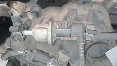 Pezzo di ricambio per auto di seconda mano Valvola Aria Aggiuntiva per VOLKSWAGEN JETTA (1K2) 1.6 Edition Riferimenti OEM IAM 058133517B  2580115A