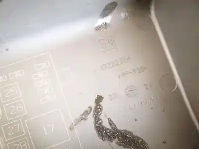 Second-hand car spare part fuse box unit for opel insignia a (g09) 2.0 cdti (68) oem iam references 13222784   Second-hand car spare part fuse box unit for opel insignia a (g09) 2.0 cdti (68) oem iam references 13222784