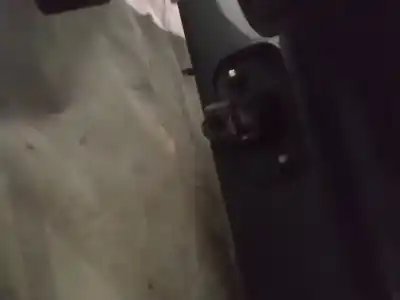 Pezzo di ricambio per auto di seconda mano cerniera per volvo v50 (545) 2.0 d riferimenti oem iam 